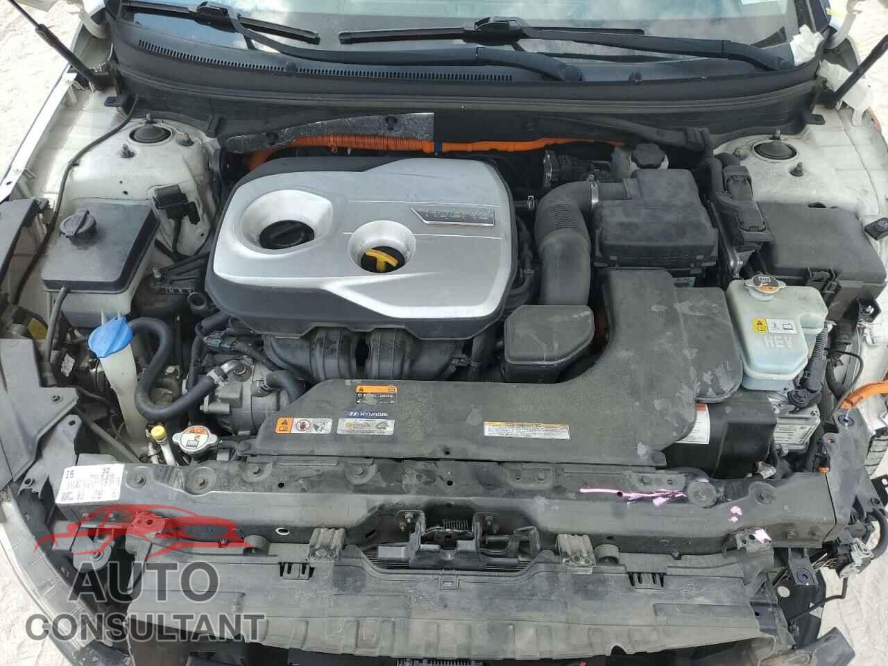 HYUNDAI SONATA 2017 - KMHE54L25HA045044