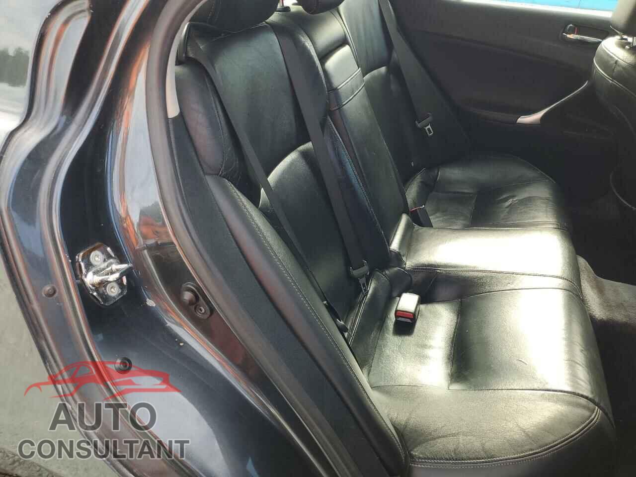 LEXUS IS 2010 - JTHBF5C25A5113401