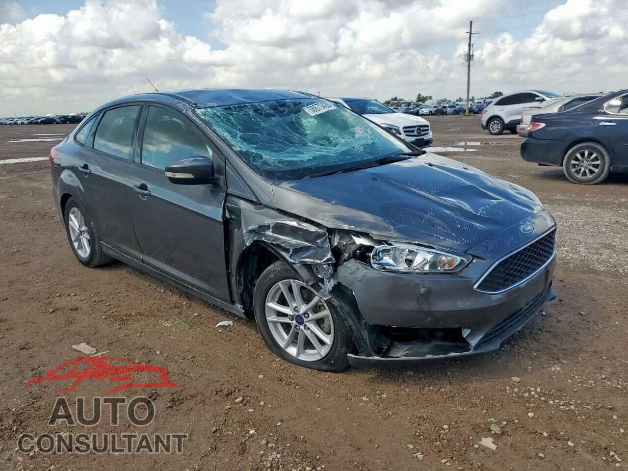 FORD FOCUS 2017 - 1FADP3F23HL332523