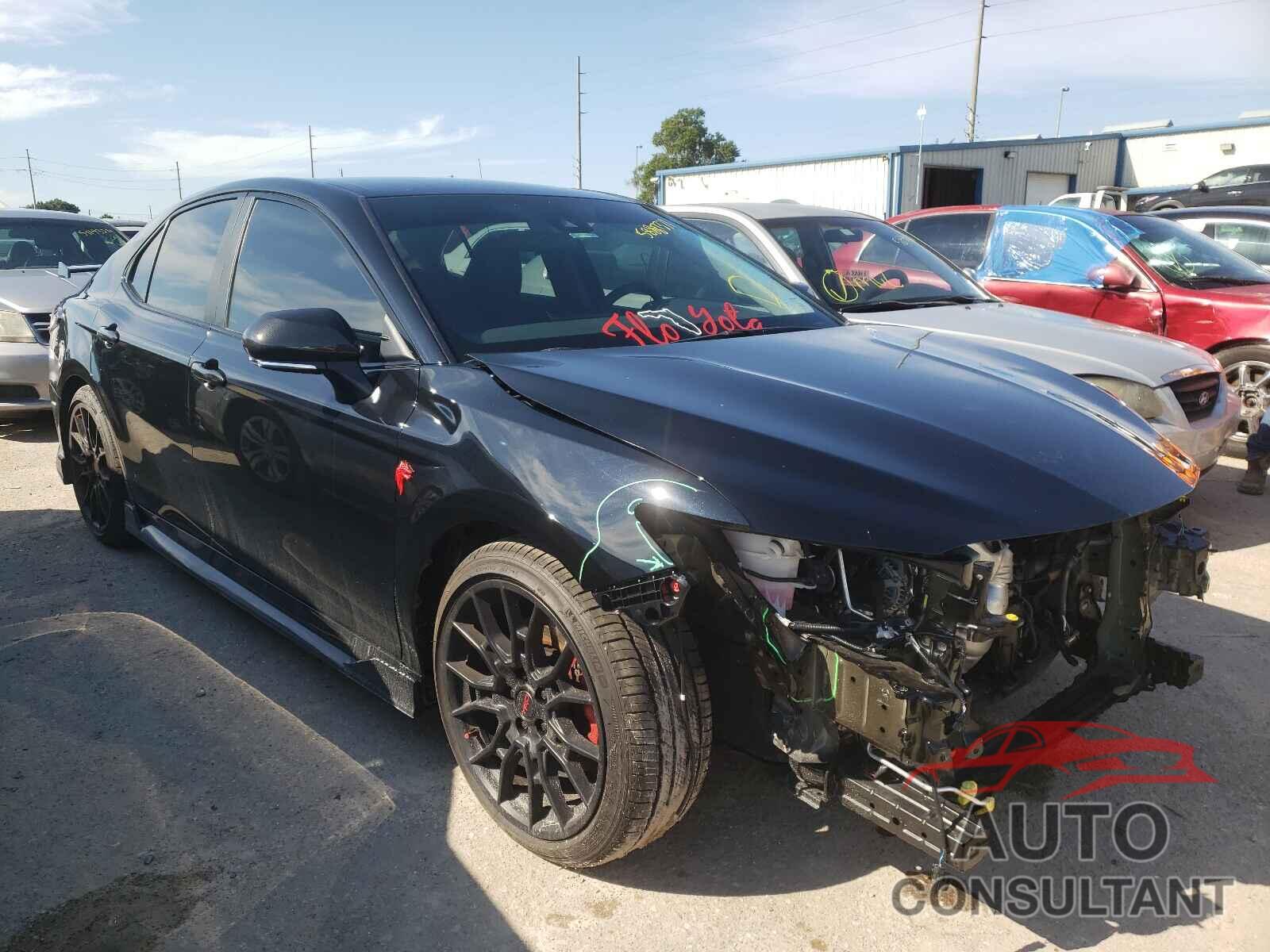 TOYOTA CAMRY 2021 - 4T1KZ1AK2MU053460