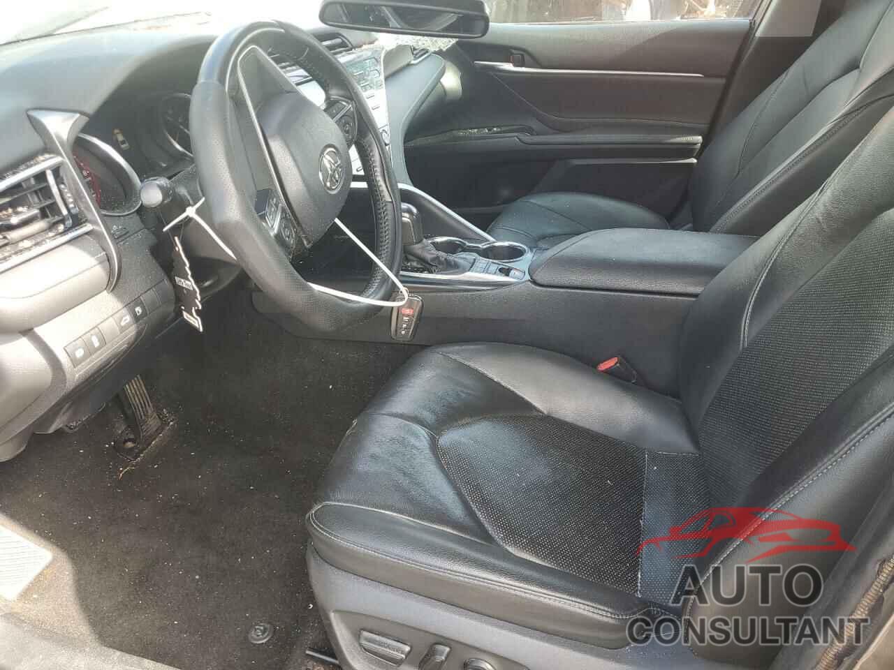 TOYOTA CAMRY 2018 - 4T1B61HKXJU513488