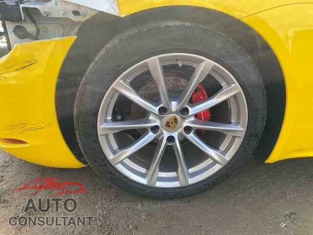 PORSCHE BOXSTER 2019 - WP0CB2A89KS228562