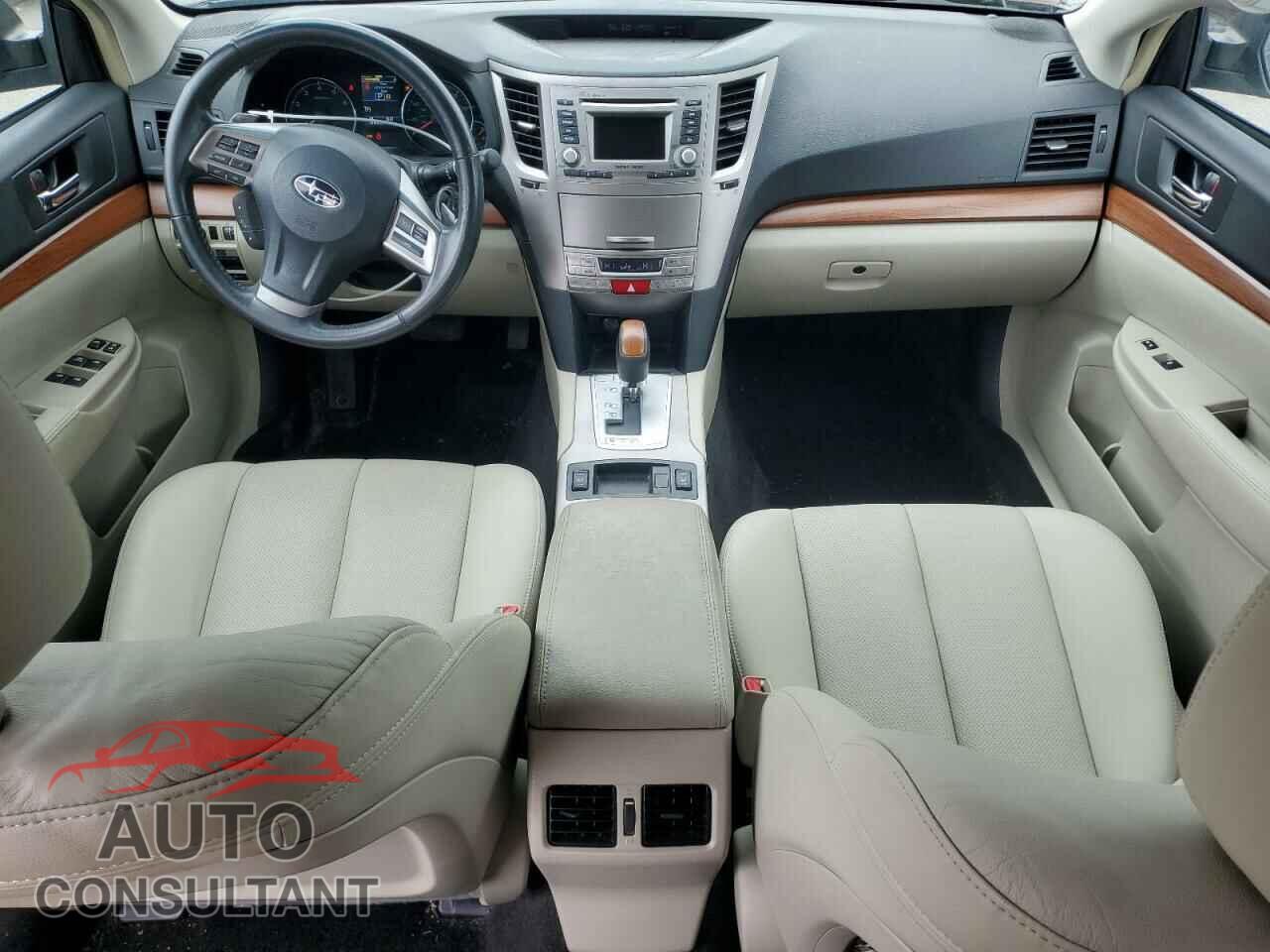 SUBARU OUTBACK 2013 - 4S4BRBKC8D3216440