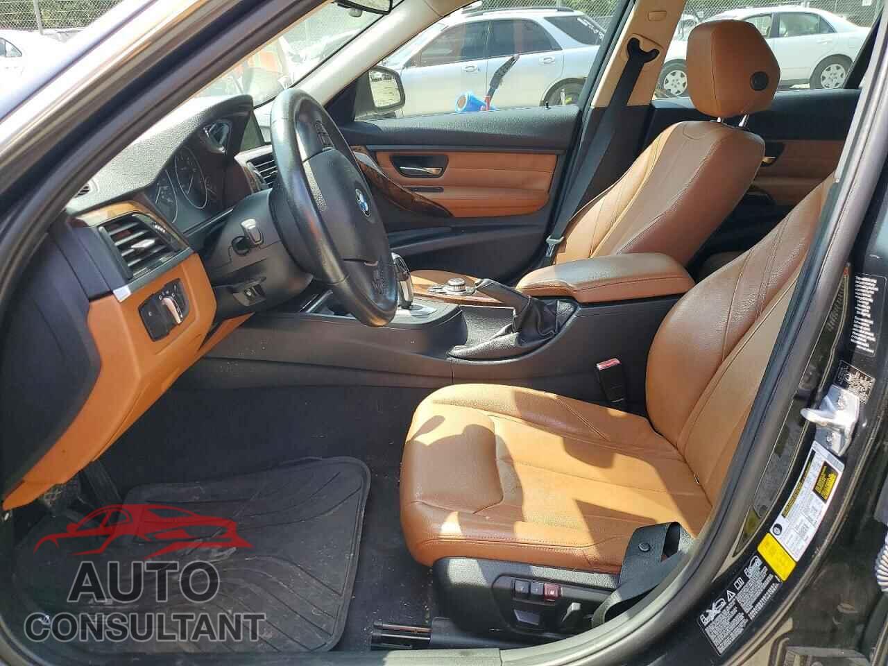 BMW 3 SERIES 2013 - WBA3B5G55DNS00626