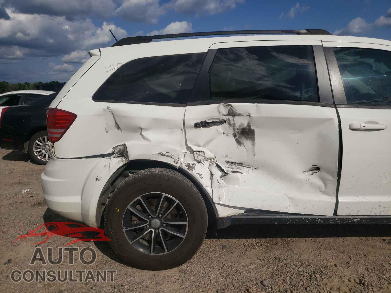 DODGE JOURNEY 2017 - 3C4PDCAB4HT580971