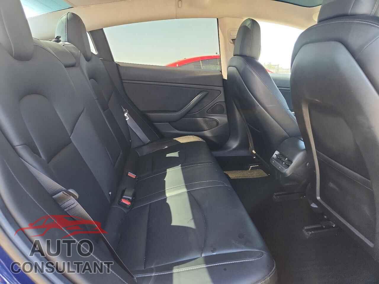 TESLA MODEL 3 2017 - 5YJ3E1EA2HF001976