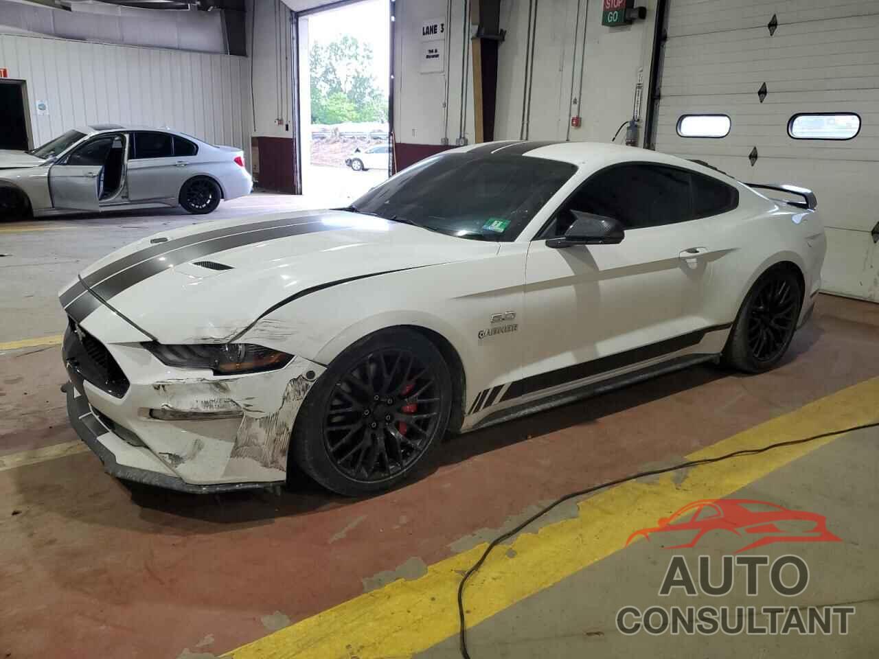 FORD MUSTANG 2018 - 1FA6P8CF6J5120383
