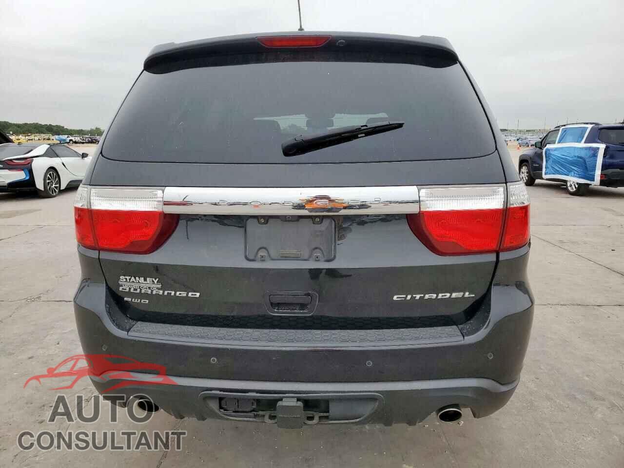 DODGE DURANGO 2013 - 1C4SDJET0DC670853