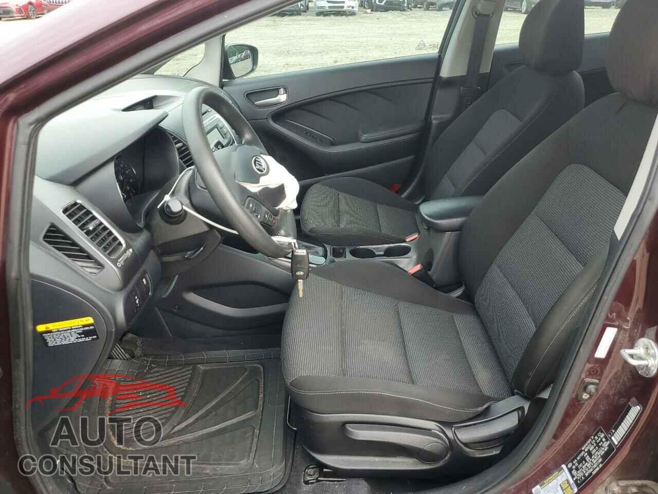 KIA FORTE 2017 - 3KPFK4A71HE011440