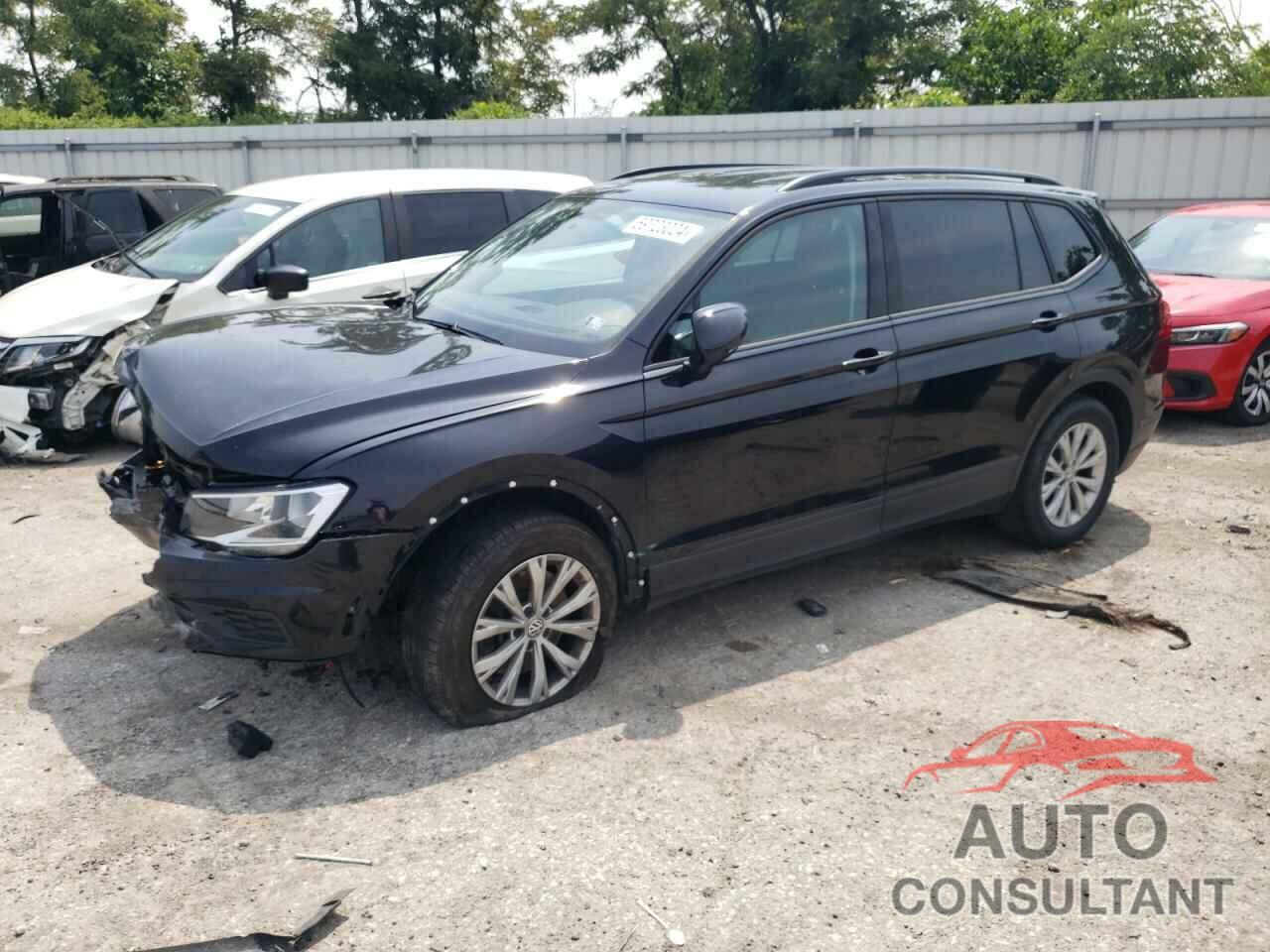 VOLKSWAGEN TIGUAN 2018 - 3VV0B7AX3JM021777