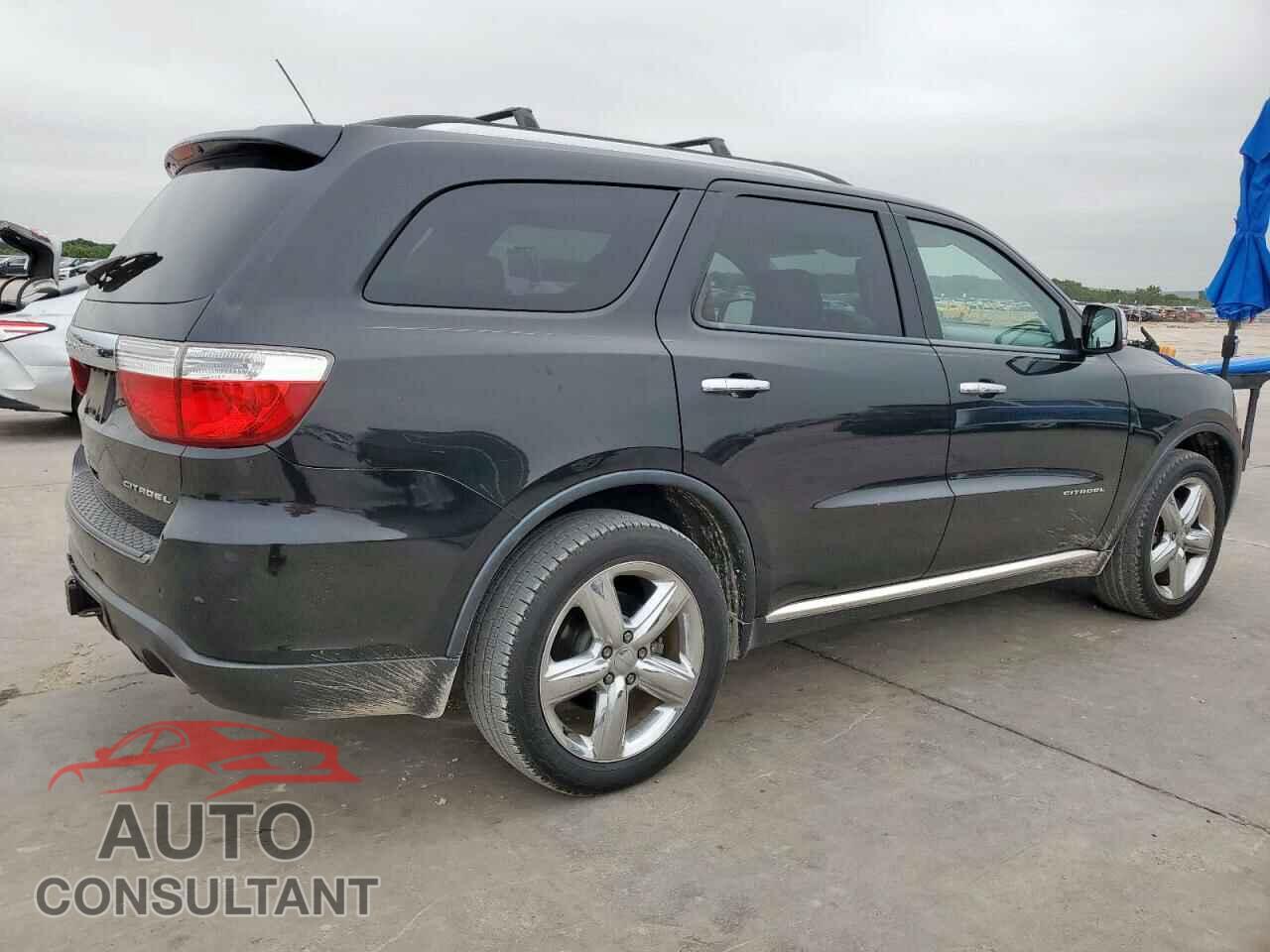 DODGE DURANGO 2013 - 1C4SDJET0DC670853