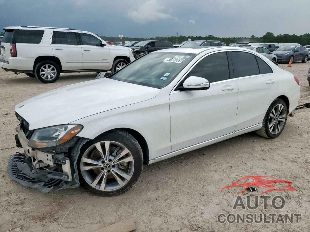 MERCEDES-BENZ C-CLASS 2018 - 55SWF4JB0JU273571
