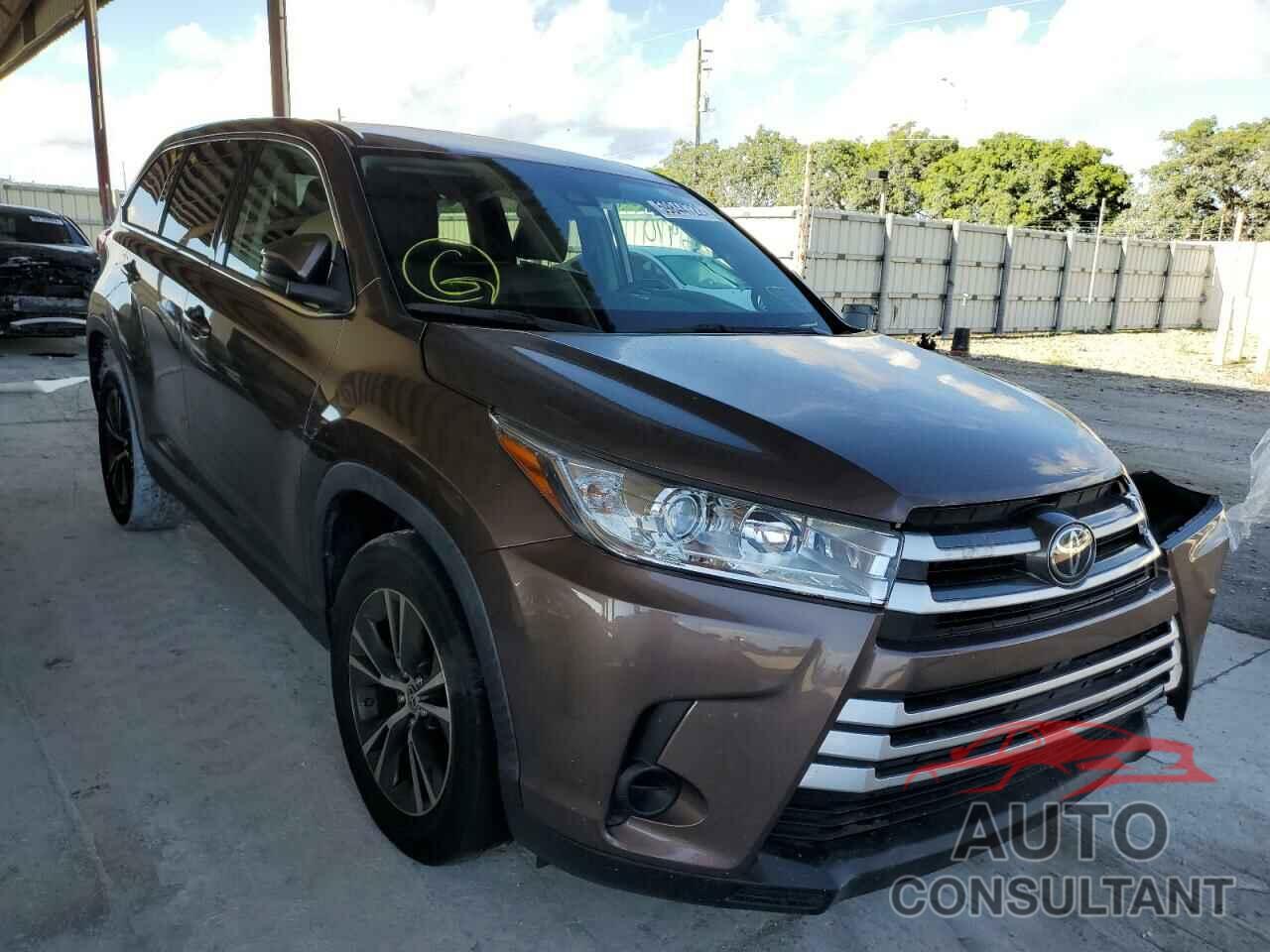 TOYOTA HIGHLANDER 2019 - 5TDZARFH9KS060350