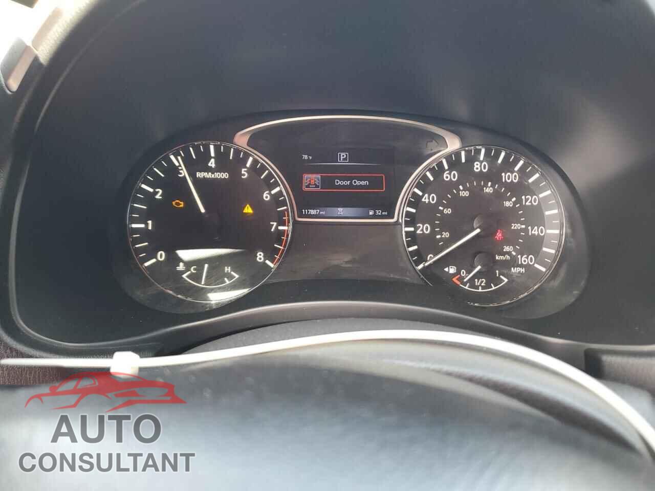 NISSAN PATHFINDER 2018 - 5N1DR2MN6JC678546