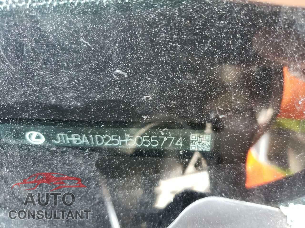 LEXUS IS 2017 - JTHBA1D25H5055774