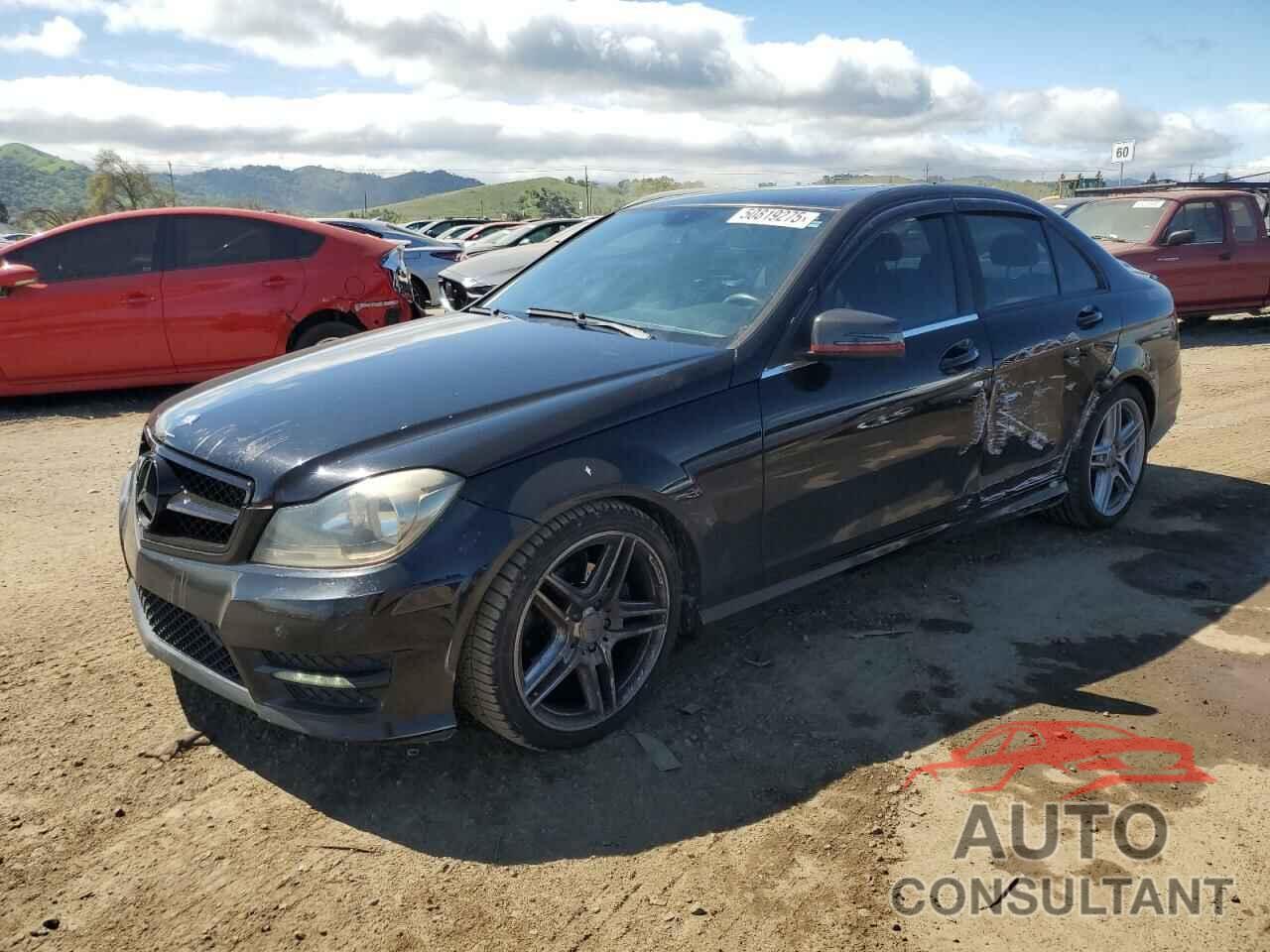 MERCEDES-BENZ C-CLASS 2012 - WDDGF4HB9CA596532