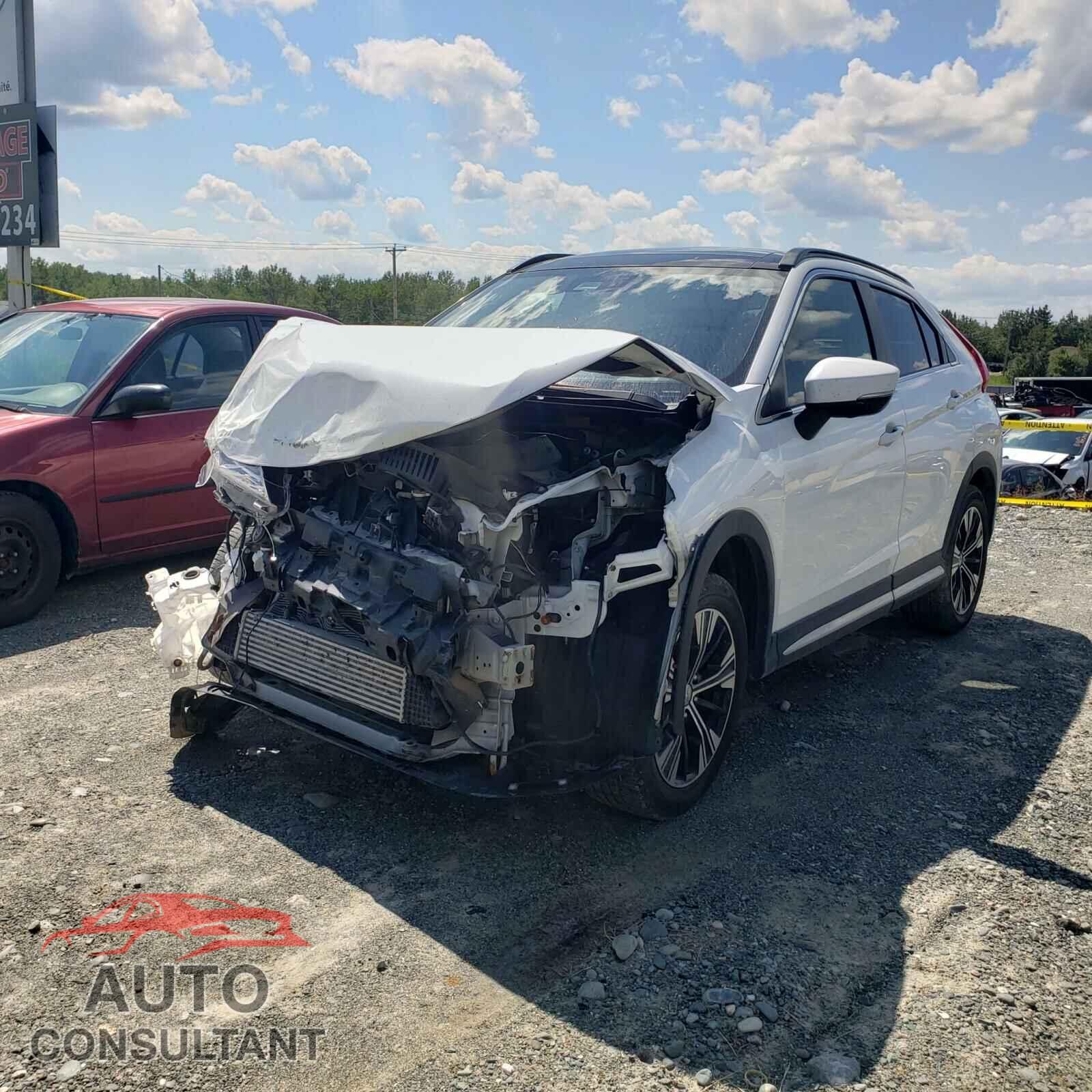MITSUBISHI ECLIPSE 2018 - JA4AT4AAXJZ617469