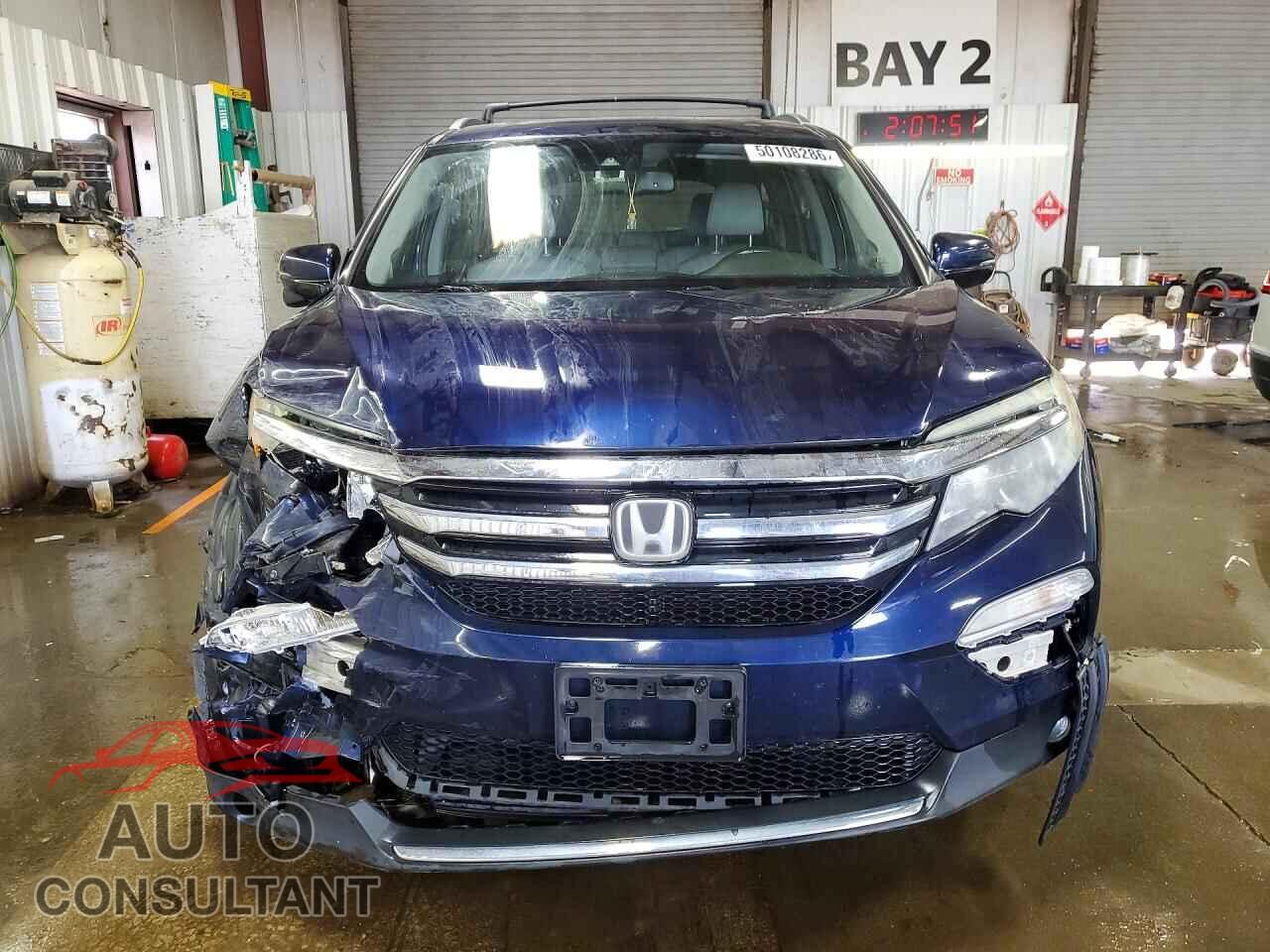 HONDA PILOT 2017 - 5FNYF6H93HB057362