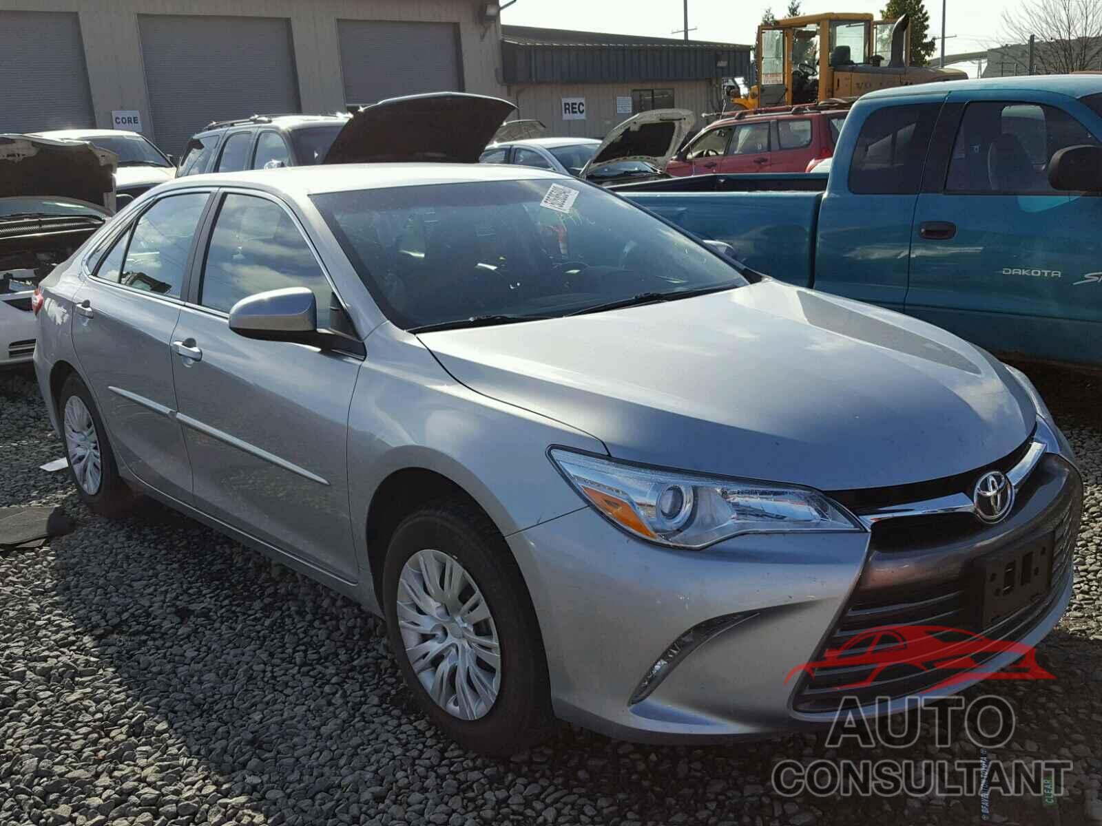 TOYOTA CAMRY 2017 - 4T1BF1FK3HU373586