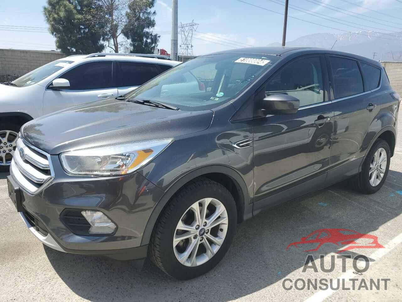 FORD ESCAPE 2017 - 1FMCU0GD3HUE40241
