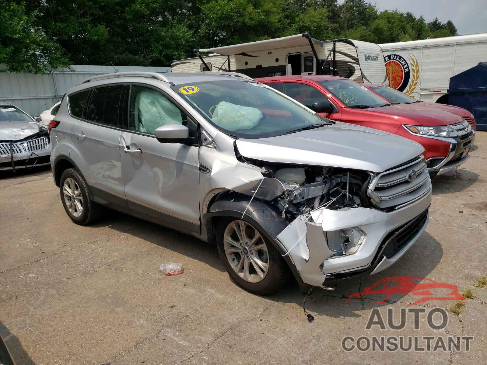 FORD ESCAPE 2019 - 1FMCU0GD3KUB76767