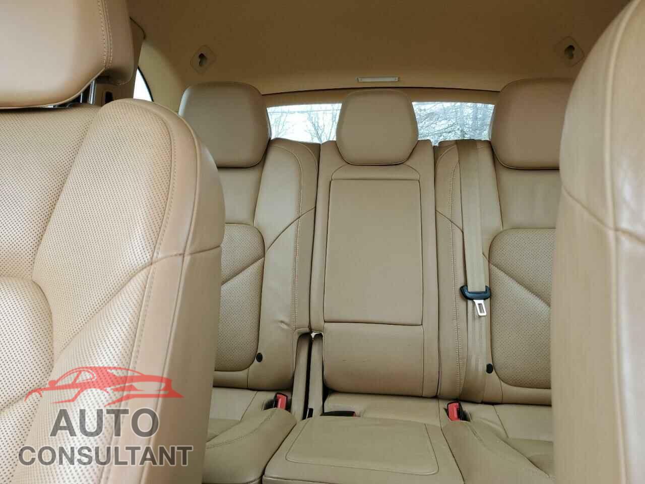 PORSCHE CAYENNE 2013 - WP1AA2A26DLA08362