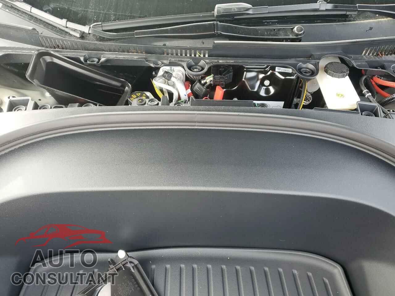 TESLA MODEL 3 2024 - 5YJ3E1EA8RF864038