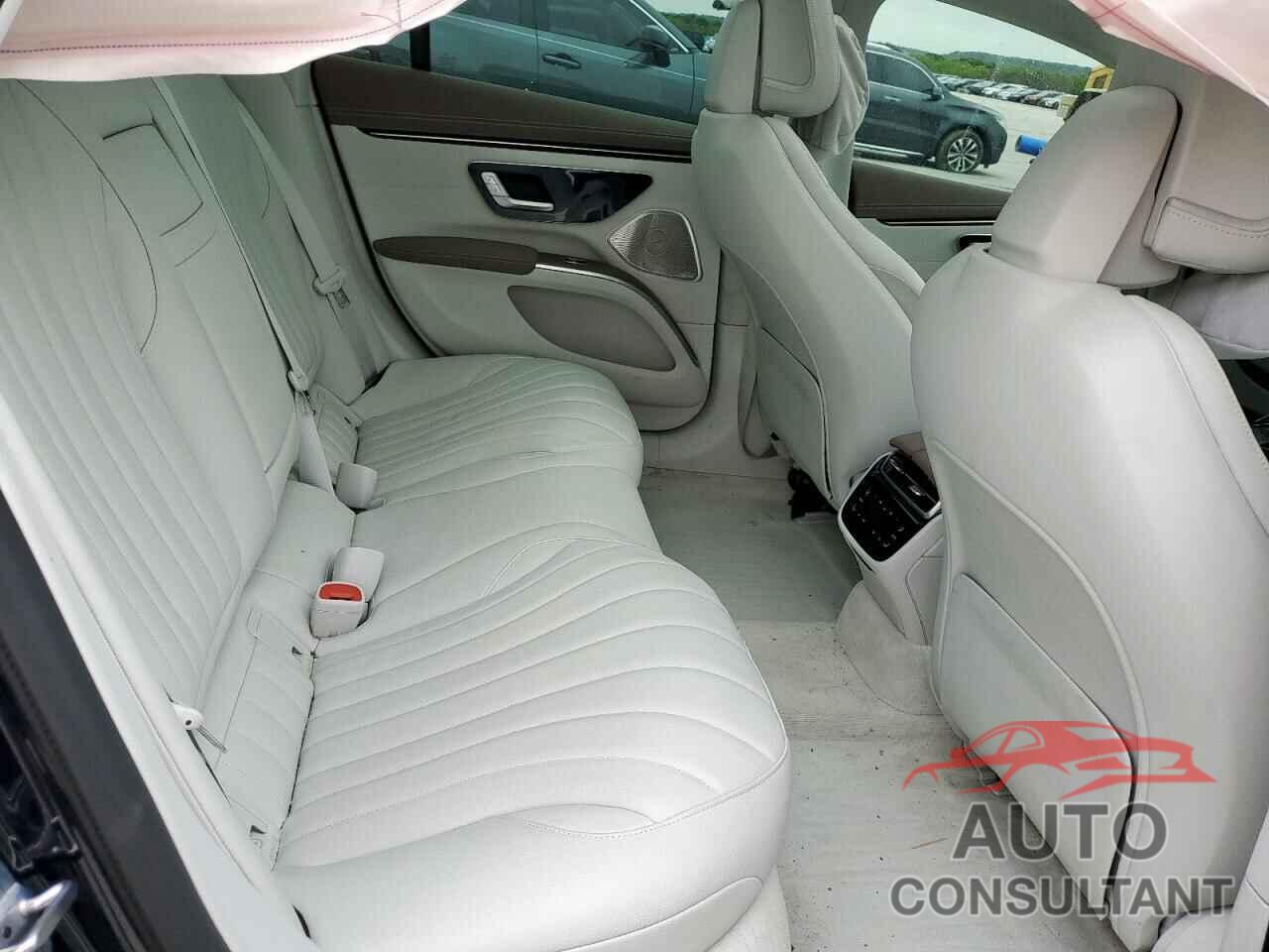 MERCEDES-BENZ EQS SEDAN 2023 - W1KCG2EB0PA039681