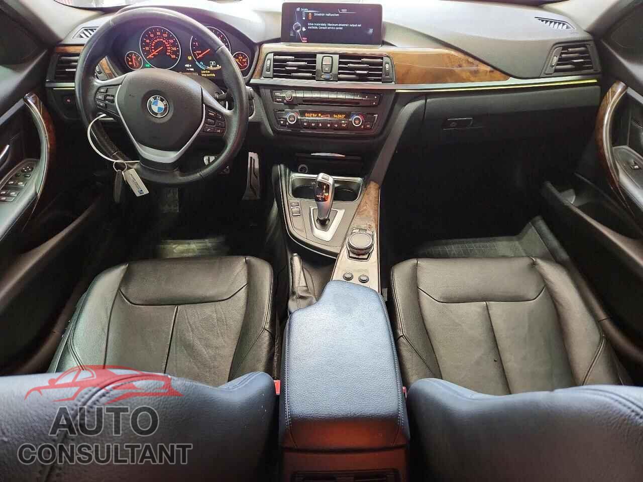 BMW 3 SERIES 2015 - WBA3C1C51FP852811