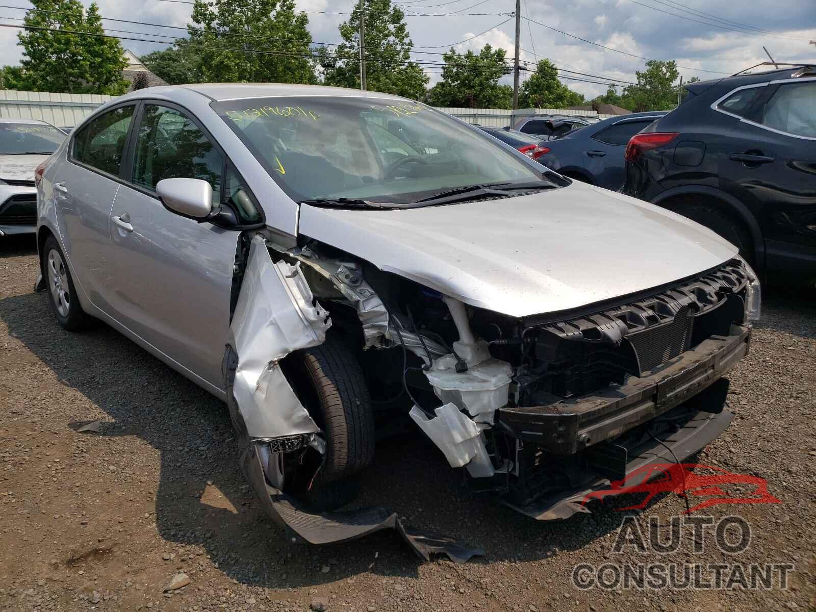 KIA FORTE 2017 - 3KPFK4A79HE028020