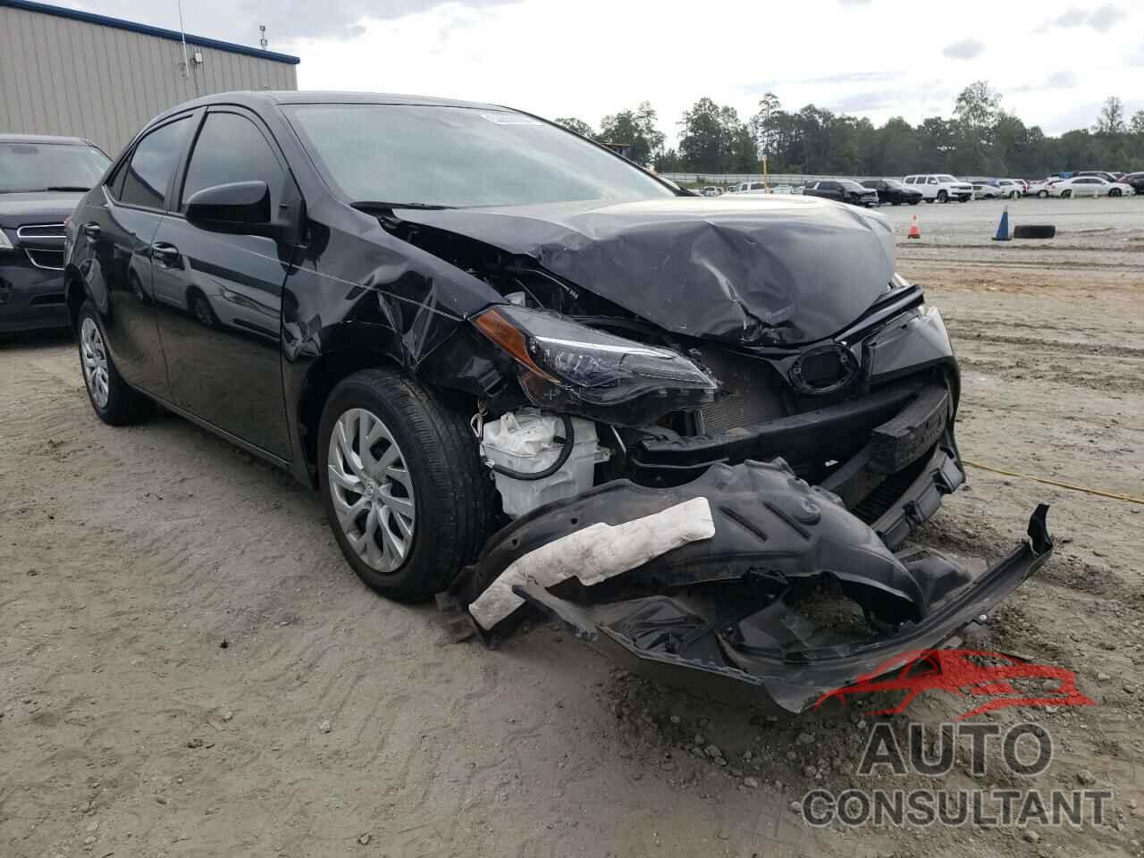 TOYOTA COROLLA 2018 - 5YFBURHE0JP739393