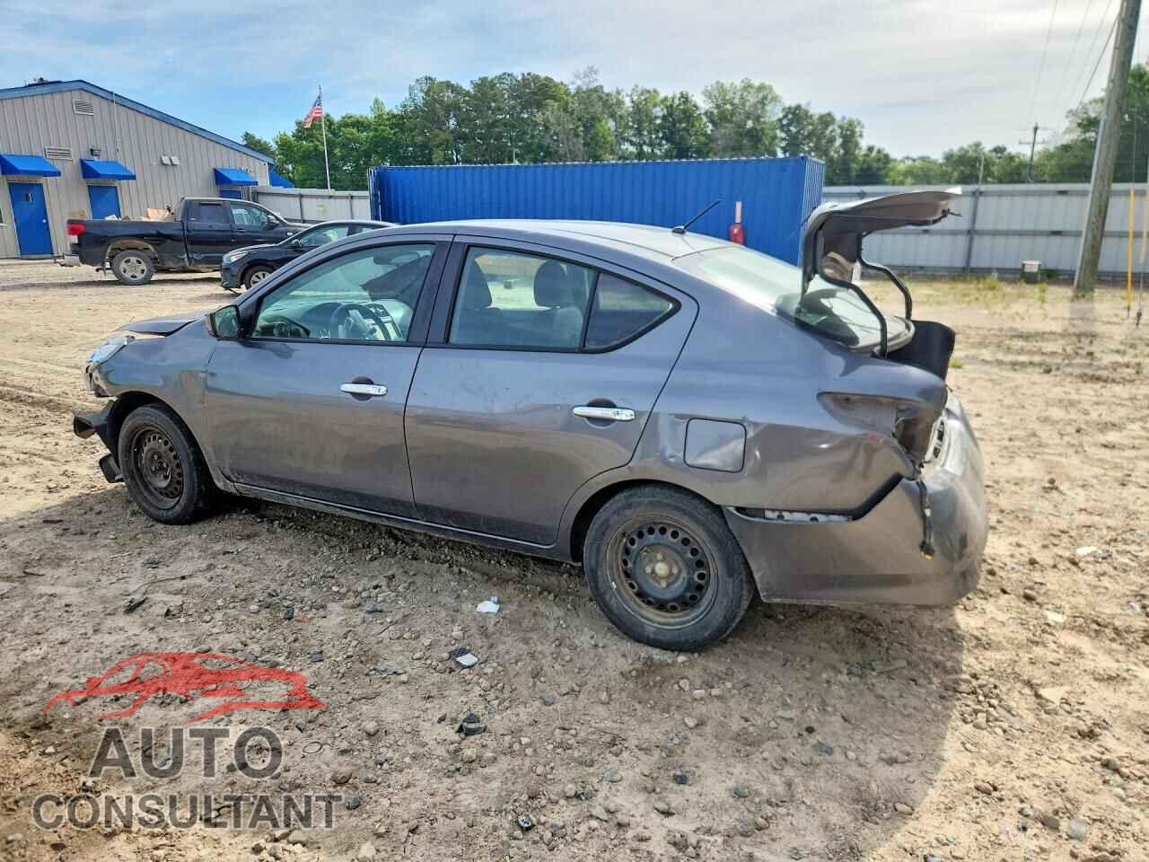 NISSAN VERSA 2019 - 3N1CN7AP3KL852712