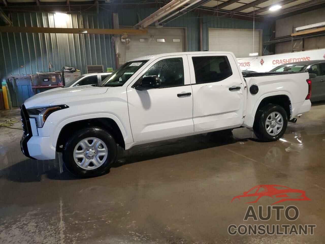 TOYOTA TUNDRA 2023 - 5TFKB5AB5PX022836