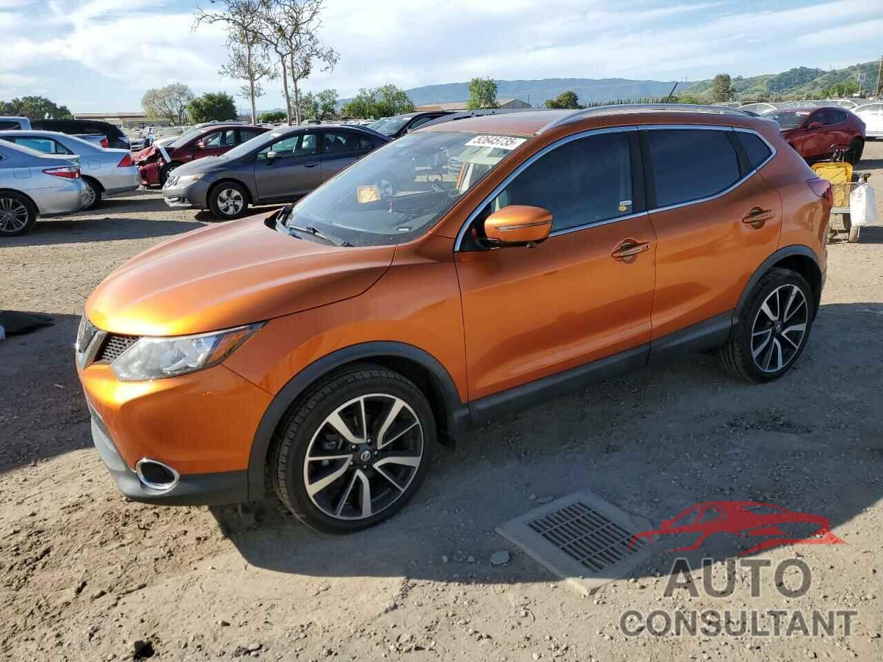 NISSAN ROGUE 2017 - JN1BJ1CR7HW131203