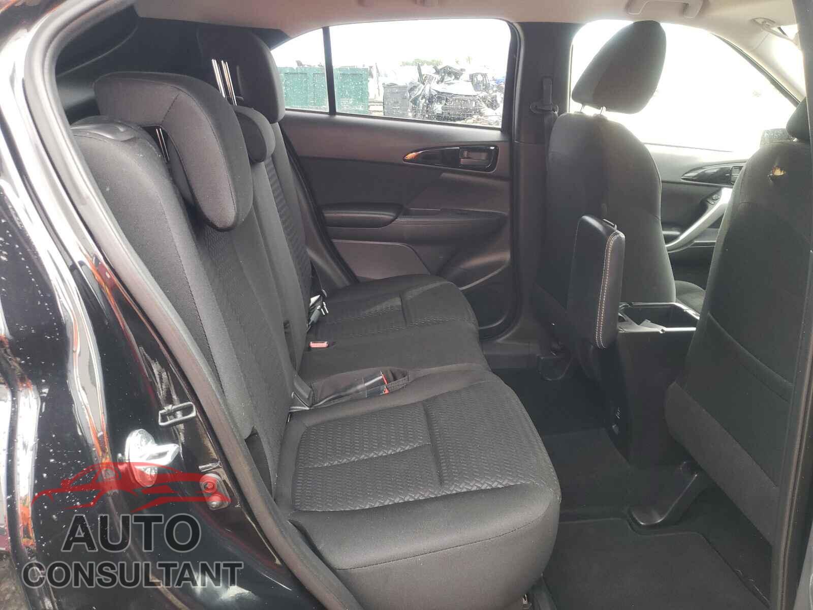 MITSUBISHI ECLIPSE 2018 - JA4AT4AA2JZ044874