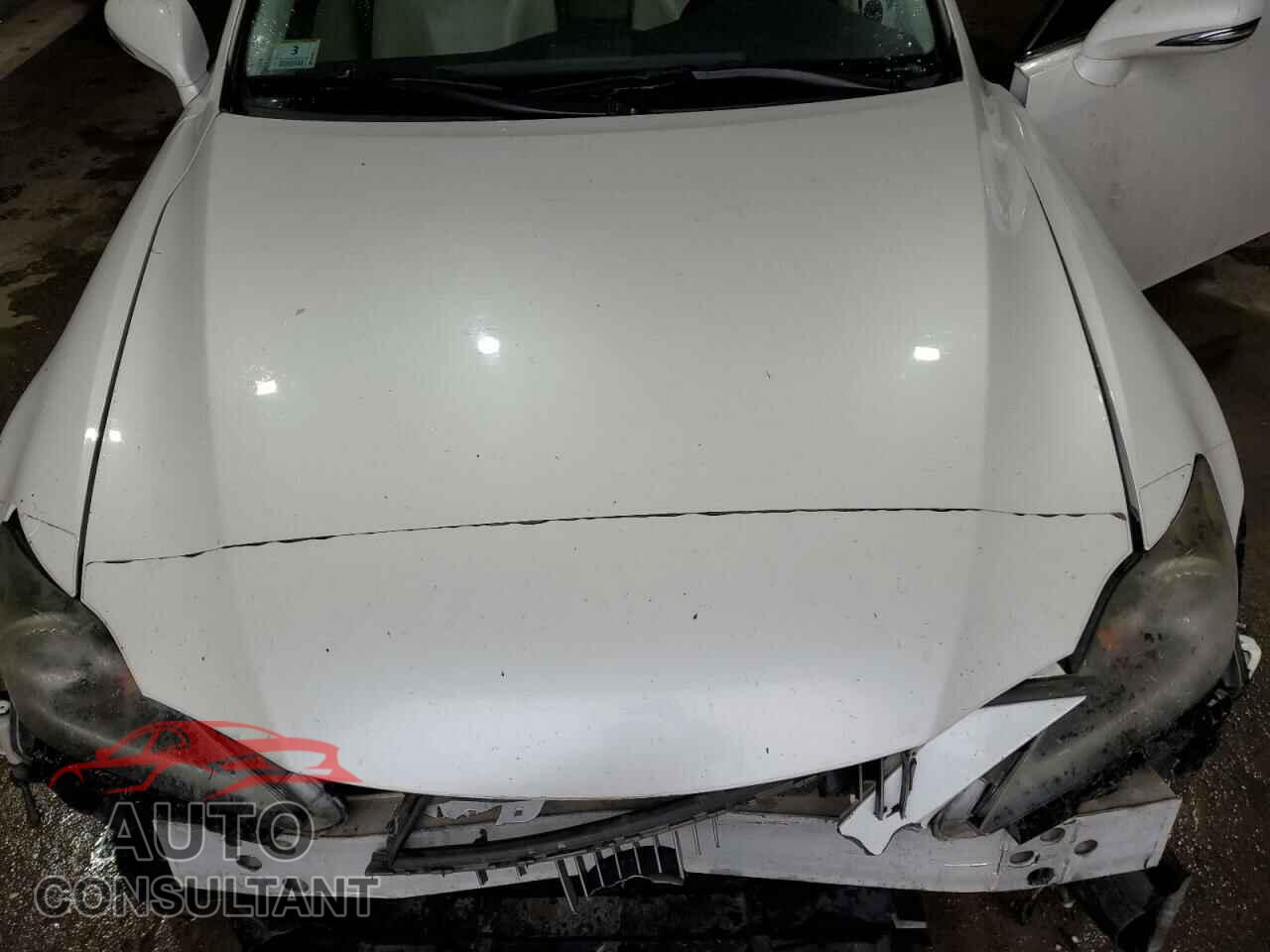 LEXUS IS 2012 - JTHCE5C28C5002402