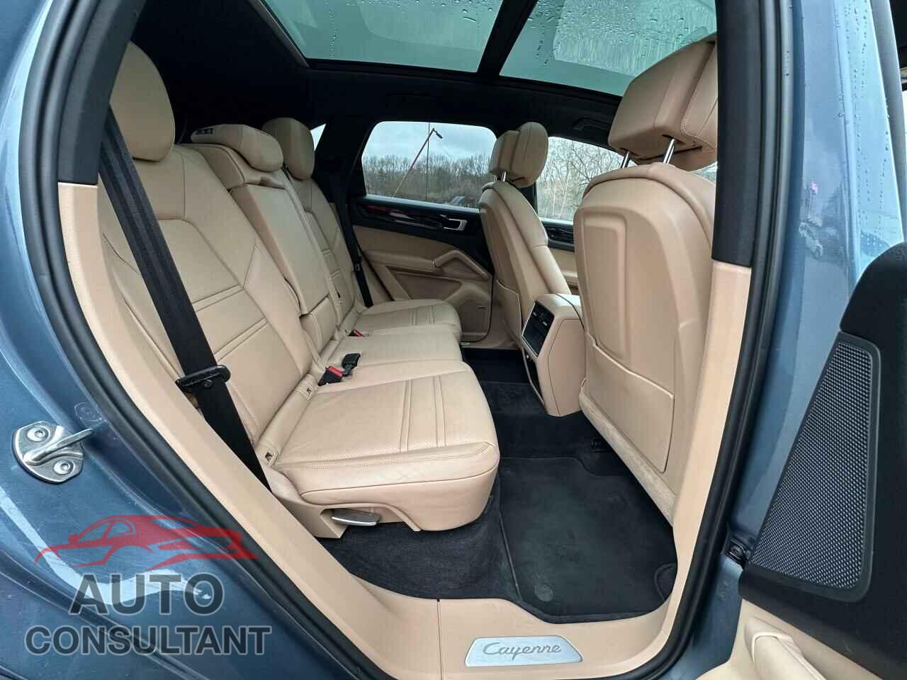PORSCHE CAYENNE 2019 - WP1AB2AY2KDA61391