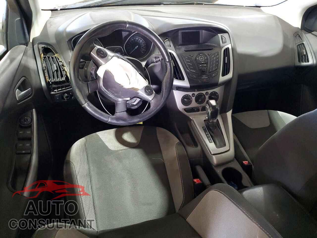 FORD FOCUS 2012 - 1FAHP3F24CL310475