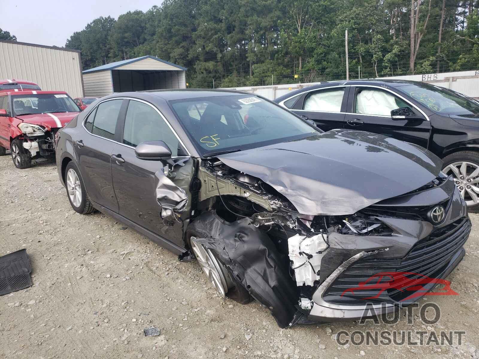 TOYOTA CAMRY 2021 - 4T1C11AK1MU536580