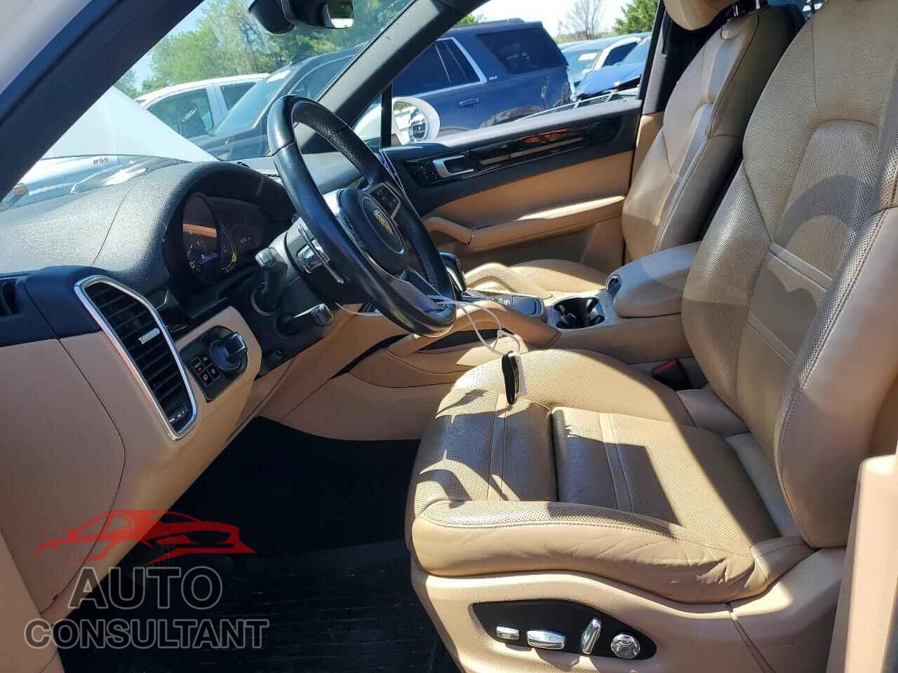 PORSCHE CAYENNE 2019 - WP1AA2AY9KDA06830