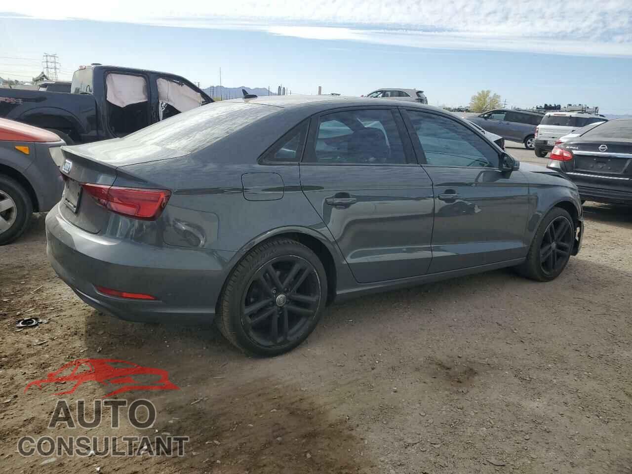 AUDI A3 2020 - WAUCUGFF2LA005427