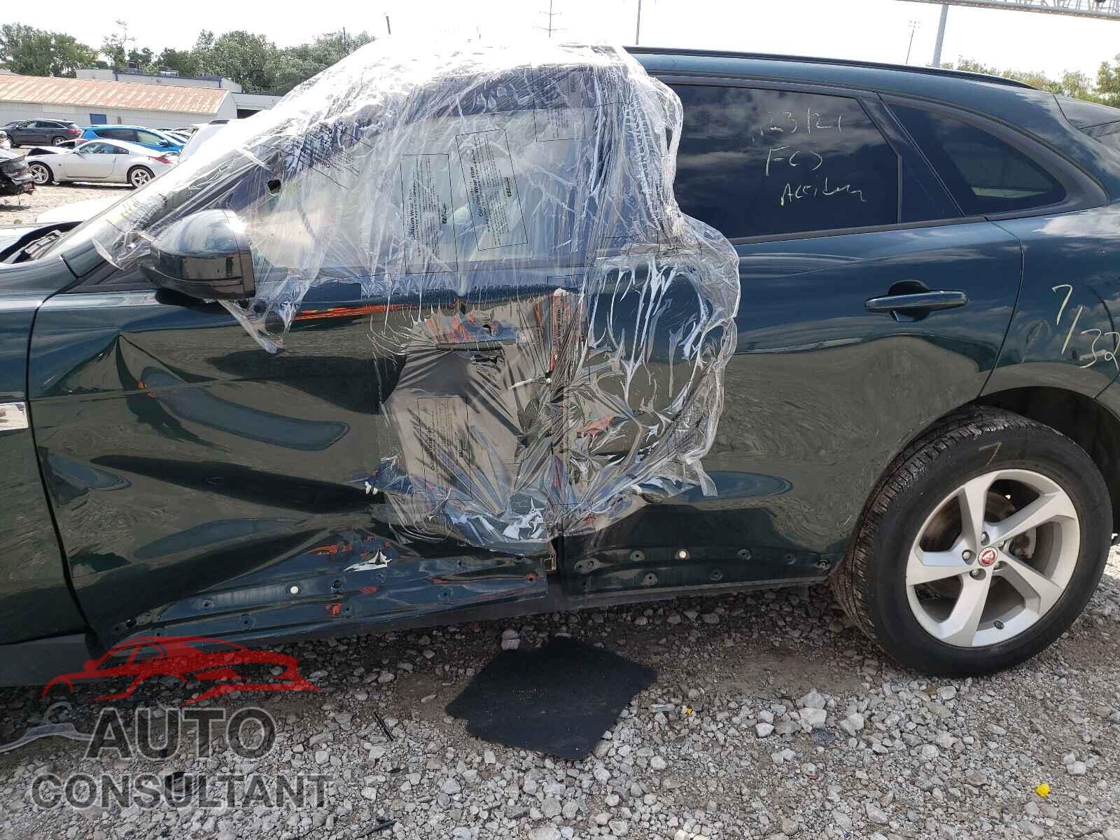 JAGUAR F-PACE 2018 - SADCJ2FX8JA290031