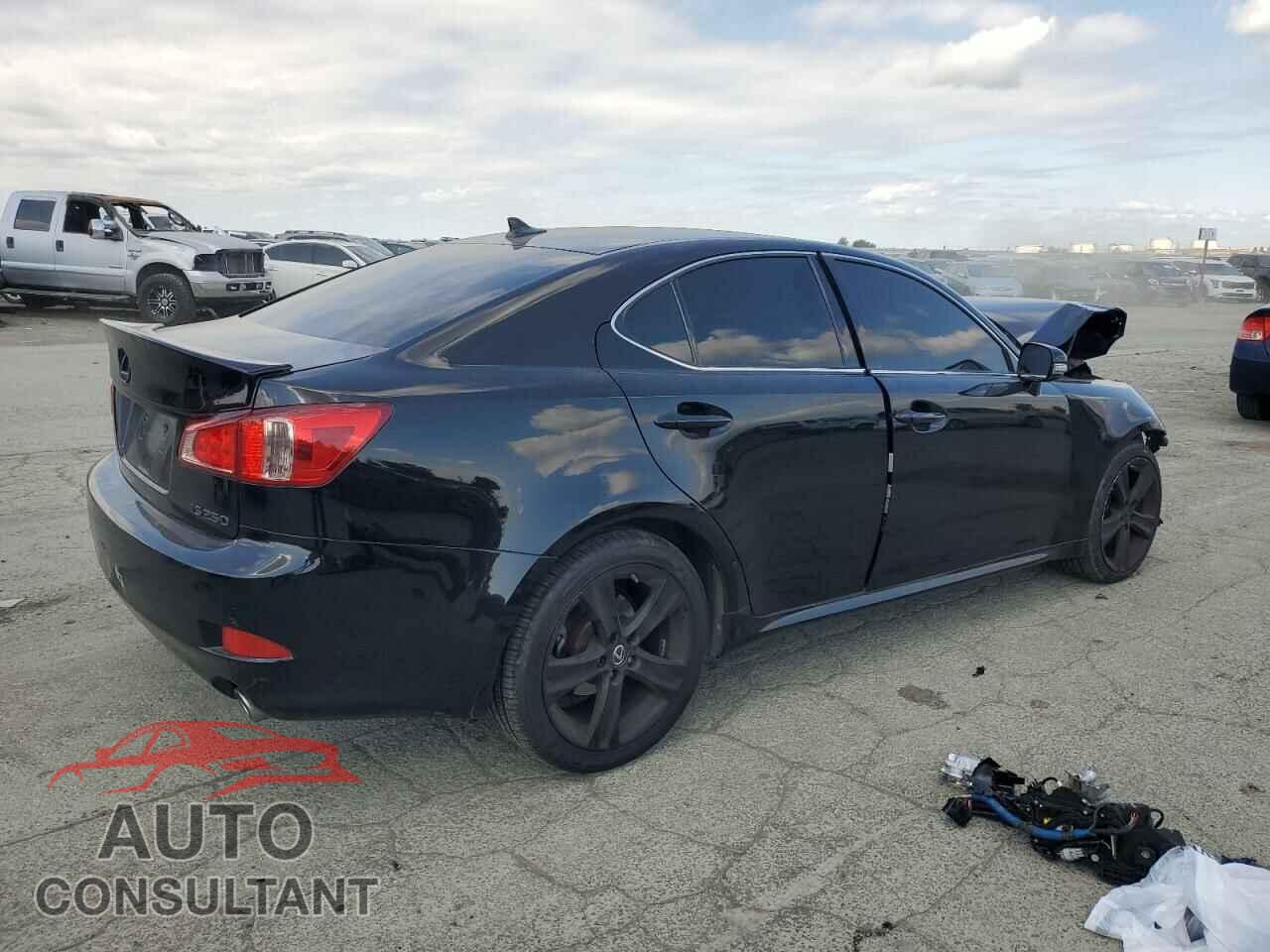 LEXUS IS 2011 - JTHBF5C29B5137282