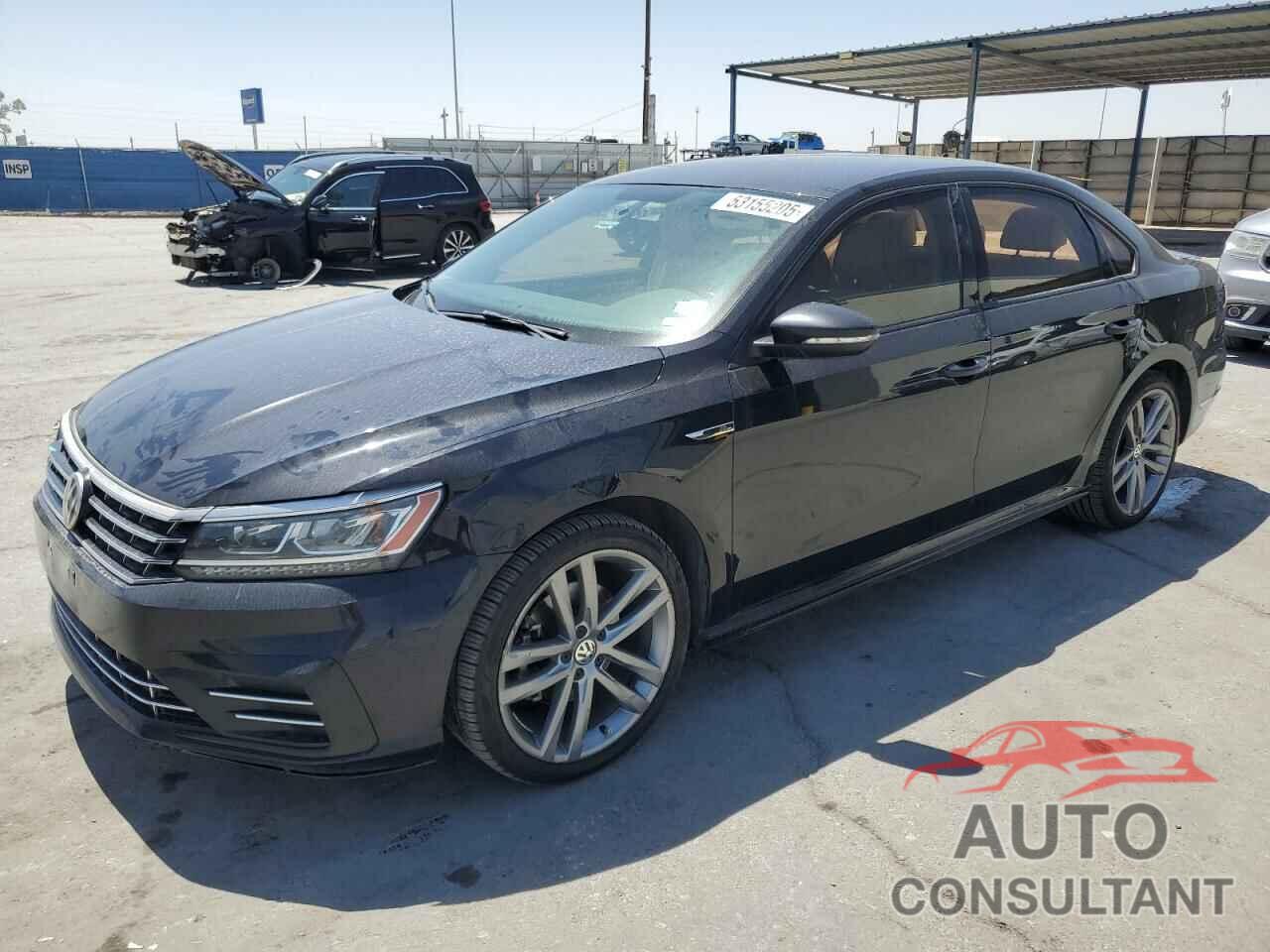 VOLKSWAGEN PASSAT 2018 - 1VWAA7A36JC048943