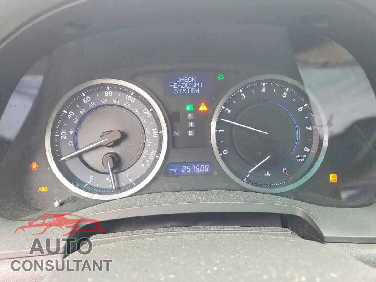 LEXUS IS 2012 - JTHBF5C22C5175180