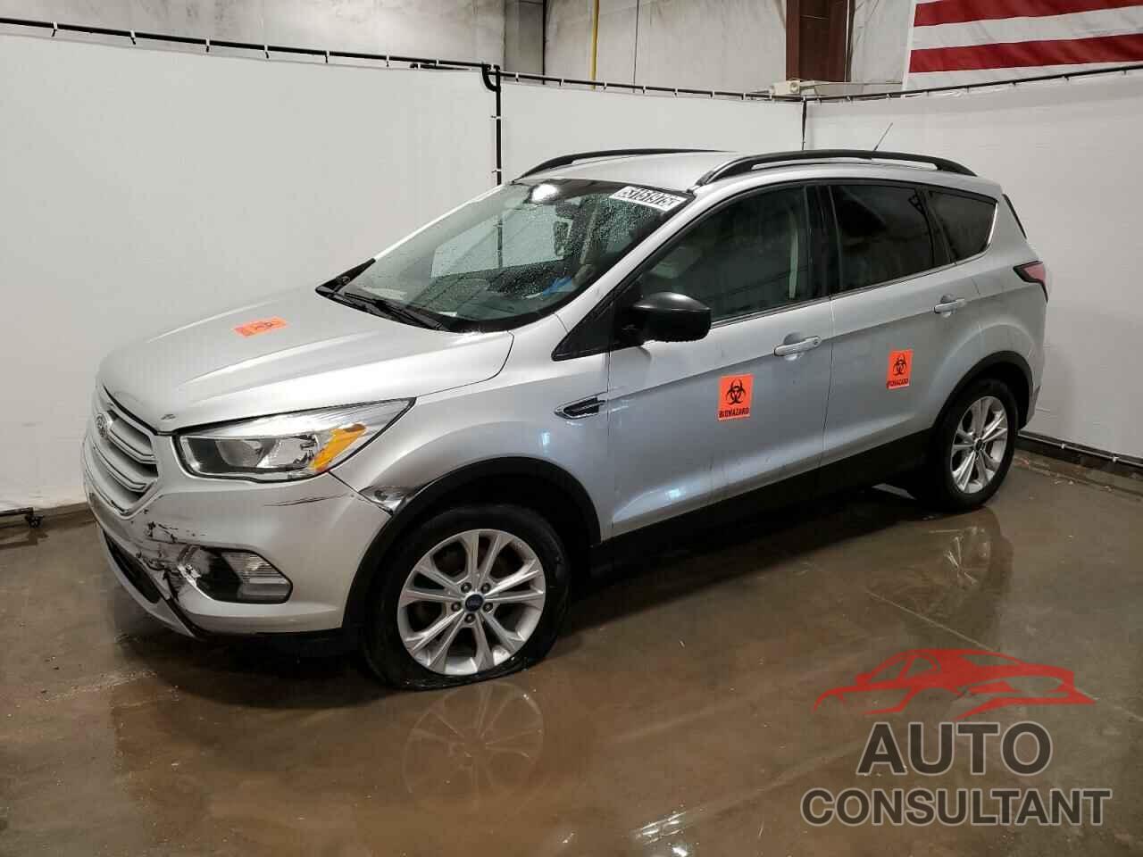 FORD ESCAPE 2018 - 1FMCU0GD9JUA80303