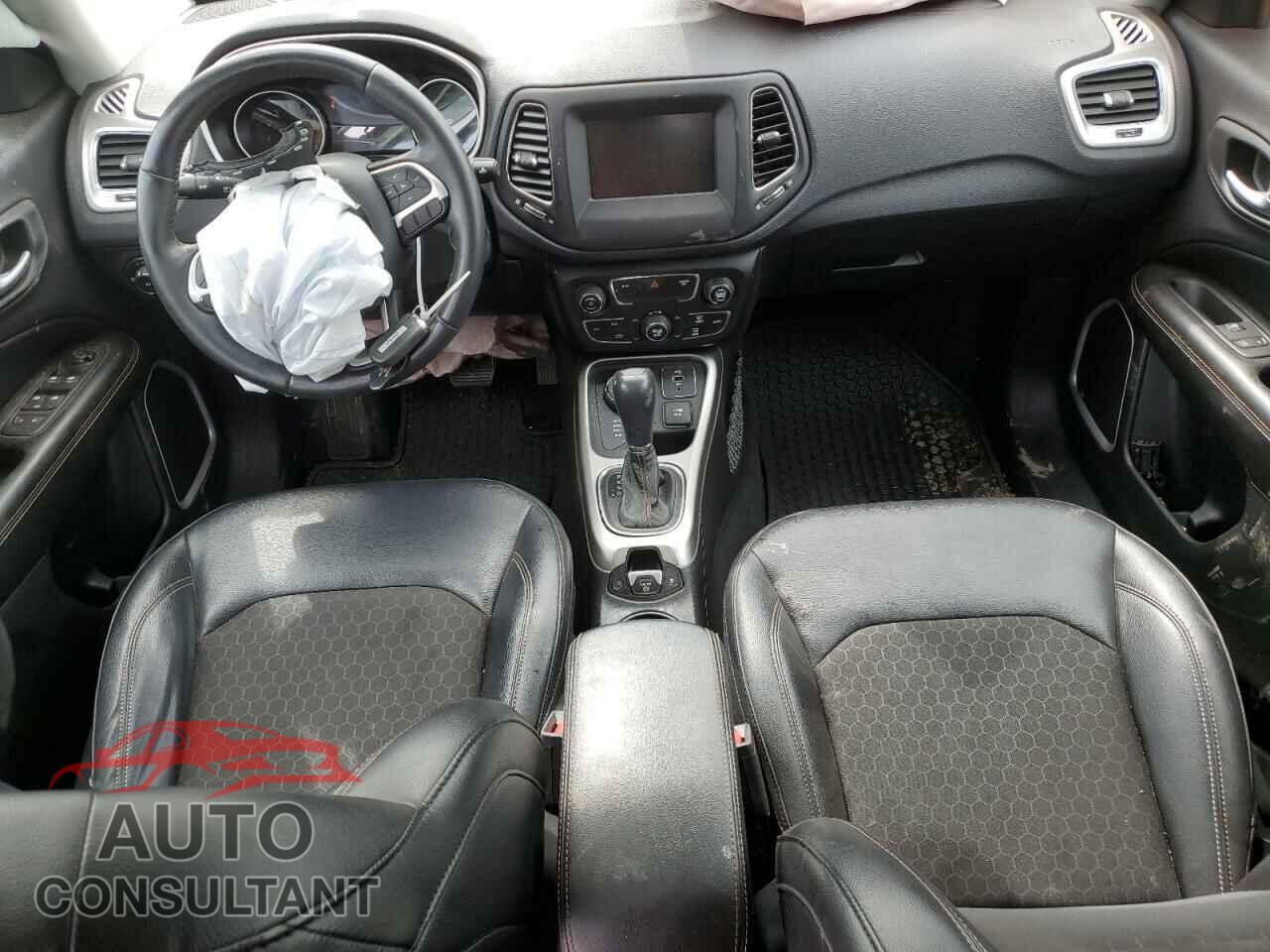 JEEP COMPASS 2017 - 3C4NJDBB3HT681682