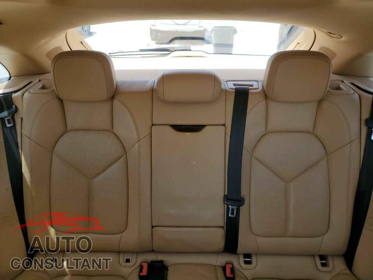 PORSCHE MACAN 2015 - WP1AB2A50FLB53004