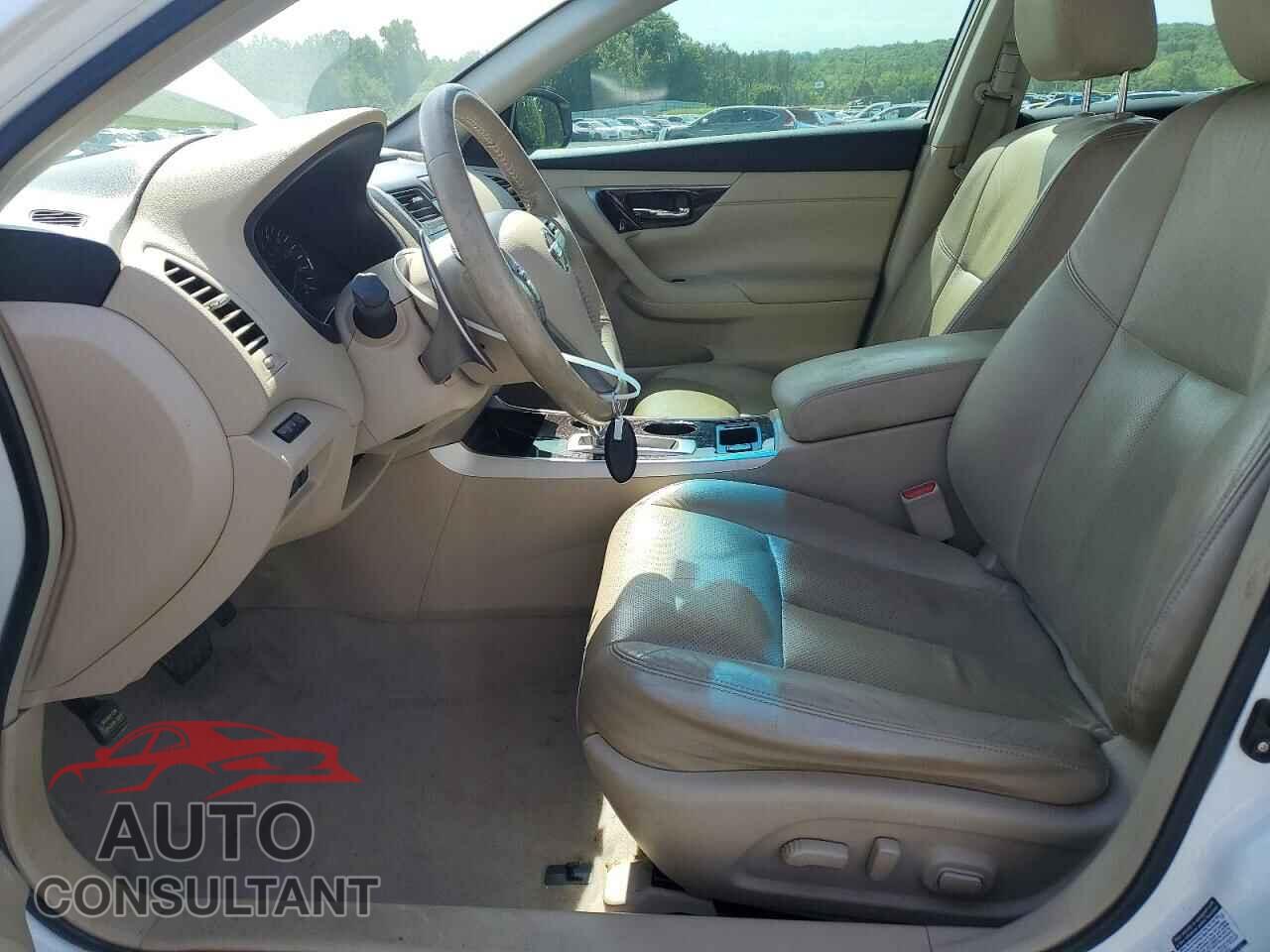 NISSAN ALTIMA 2013 - 1N4BL3AP7DC228939