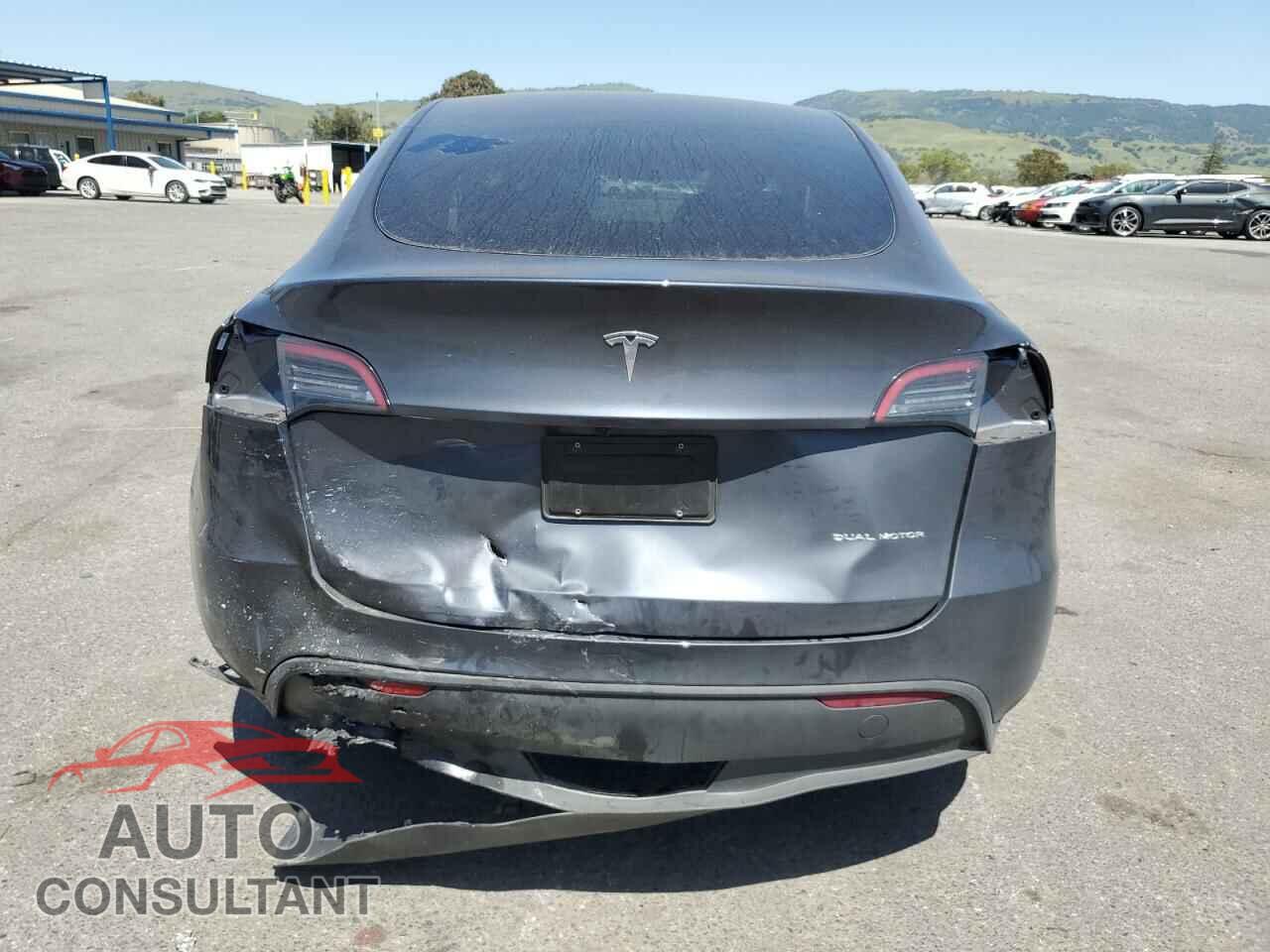 TESLA MODEL Y 2023 - 7SAYGDEE2PF981134